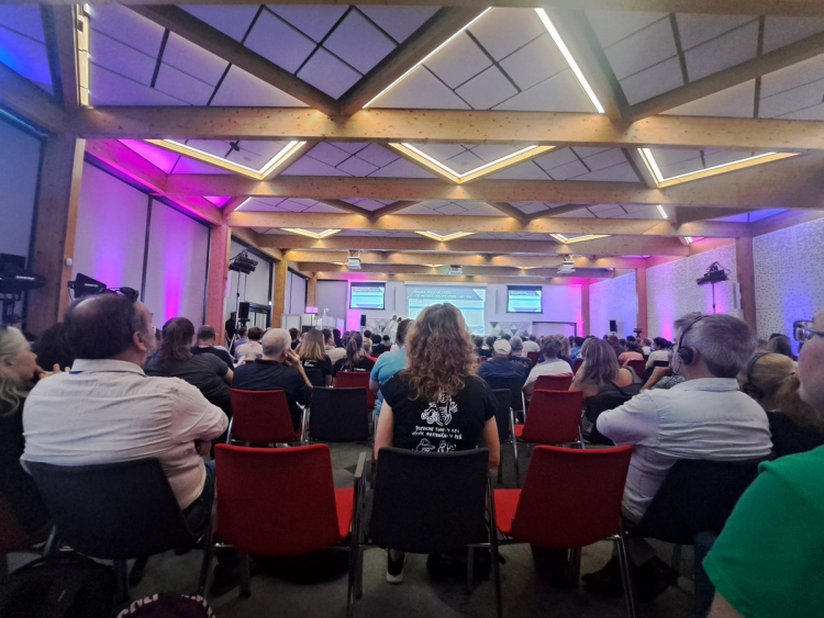 25-06-konference-igdf